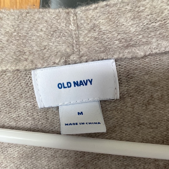 old navy grey cardigan with buttons and pockets - Picture 2 of 2